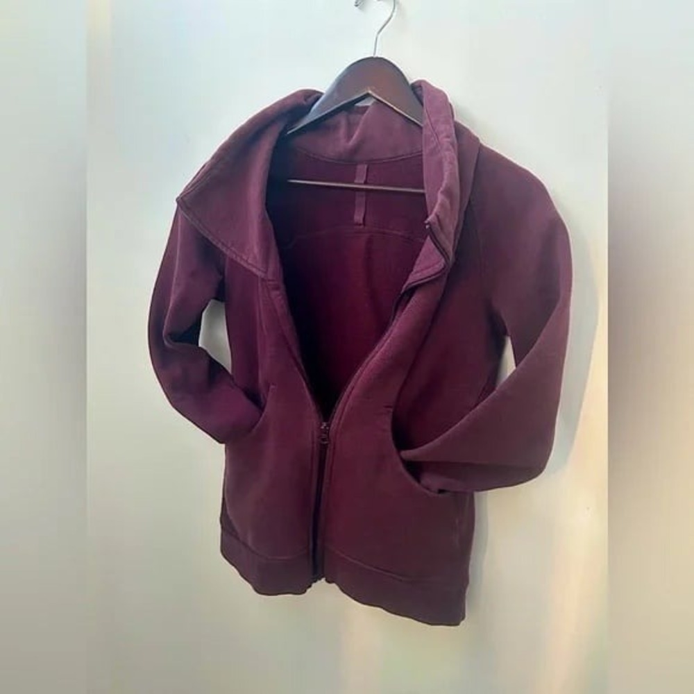 Lululemon Zip up!